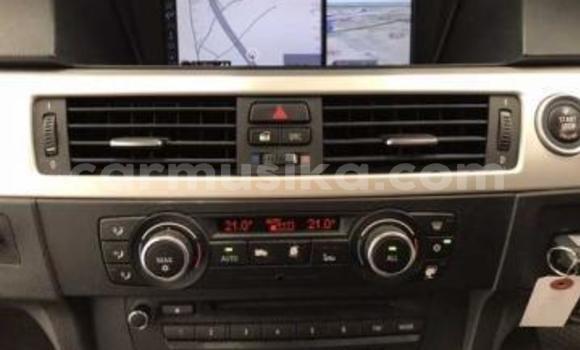 Acheter Occasion Voiture BMW 3–Series Gris à Beitbridge, Matabeleland South Acheter Occasion Voiture BMW 3–Series Gris à Beitbridge, Matabeleland South