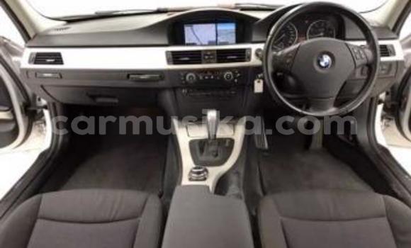 Acheter Occasion Voiture BMW 3–Series Gris à Beitbridge, Matabeleland South Acheter Occasion Voiture BMW 3–Series Gris à Beitbridge, Matabeleland South