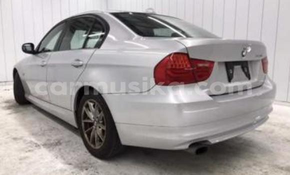 Acheter Occasion Voiture BMW 3–Series Gris à Beitbridge, Matabeleland South Acheter Occasion Voiture BMW 3–Series Gris à Beitbridge, Matabeleland South