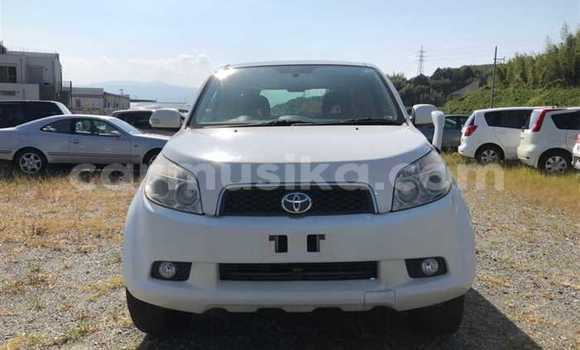 Acheter Occasion Voiture Toyota Rush Blanc à Beitbridge, Matabeleland South Acheter Occasion Voiture Toyota Rush Blanc à Beitbridge, Matabeleland South