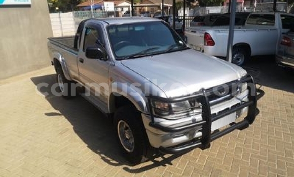 Buy Used Toyota Hilux Silver Car in Beitbridge in Matabeleland South Buy Used Toyota Hilux Silver Car in Beitbridge in Matabeleland South