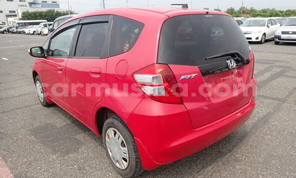 Buy Used Honda Fit Red Car in Beitbridge in Matabeleland South Buy Used Honda Fit Red Car in Beitbridge in Matabeleland South