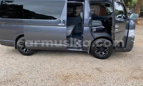 Nunua Mpya Toyota Hiace Nyeusi Gari ndani ya Beitbridge nchini Matabeleland Kusini Nunua Mpya Toyota Hiace Nyeusi Gari ndani ya Beitbridge nchini Matabeleland Kusini
