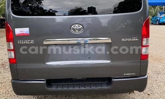 Nunua Mpya Toyota Hiace Nyeusi Gari ndani ya Beitbridge nchini Matabeleland Kusini Nunua Mpya Toyota Hiace Nyeusi Gari ndani ya Beitbridge nchini Matabeleland Kusini