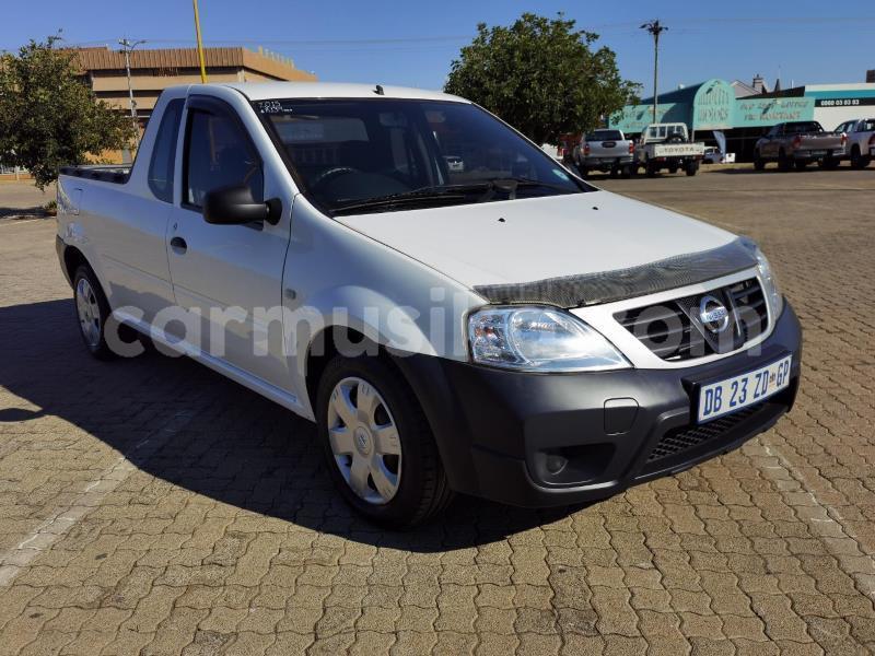 Big with watermark nissan nv200 matabeleland south beitbridge 22902