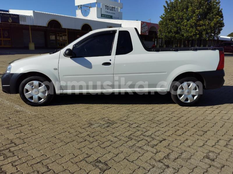 Big with watermark nissan nv200 matabeleland south beitbridge 22902