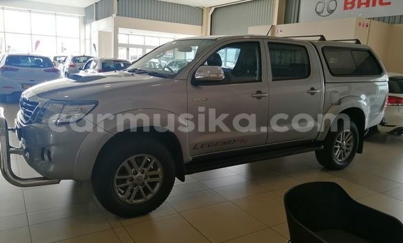 Buy Used Toyota Hilux Silver Car in Beitbridge in Matabeleland South Buy Used Toyota Hilux Silver Car in Beitbridge in Matabeleland South