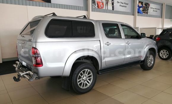 Buy Used Toyota Hilux Silver Car in Beitbridge in Matabeleland South Buy Used Toyota Hilux Silver Car in Beitbridge in Matabeleland South