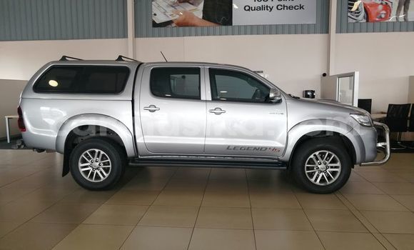 Buy Used Toyota Hilux Silver Car in Beitbridge in Matabeleland South Buy Used Toyota Hilux Silver Car in Beitbridge in Matabeleland South