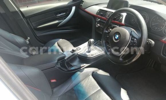 Nunua Ilio tumika BMW 3–Series Nyeupe Gari ndani ya Beitbridge nchini Matabeleland Kusini Nunua Ilio tumika BMW 3–Series Nyeupe Gari ndani ya Beitbridge nchini Matabeleland Kusini