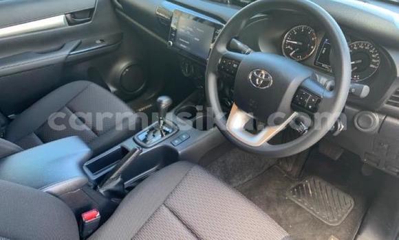 Tenga Tsaru Toyota Hilux Bhuruu Mota in Harare in Harare Tenga Tsaru Toyota Hilux Bhuruu Mota in Harare in Harare