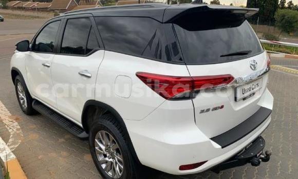 Tenga Tsaru Toyota Fortuner Chena Mota in Harare in Harare Tenga Tsaru Toyota Fortuner Chena Mota in Harare in Harare