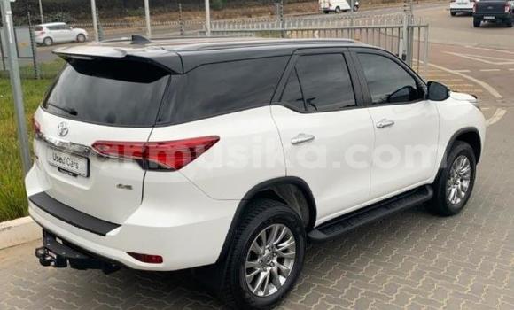 Tenga Tsaru Toyota Fortuner Chena Mota in Harare in Harare Tenga Tsaru Toyota Fortuner Chena Mota in Harare in Harare