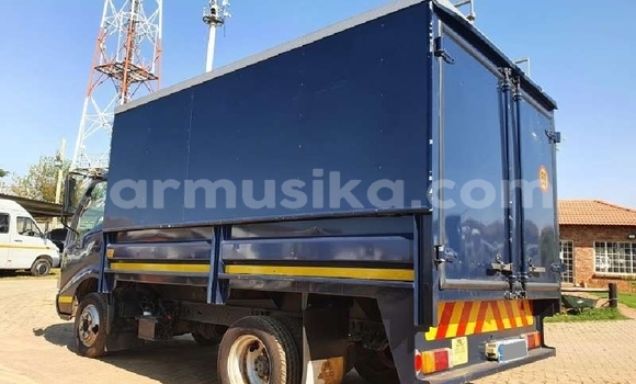 Acheter Occasion Voiture Toyota Dyna Bleu à Beitbridge, Matabeleland South Acheter Occasion Voiture Toyota Dyna Bleu à Beitbridge, Matabeleland South