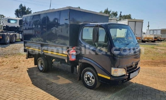 Acheter Occasion Voiture Toyota Dyna Bleu à Beitbridge, Matabeleland South Acheter Occasion Voiture Toyota Dyna Bleu à Beitbridge, Matabeleland South