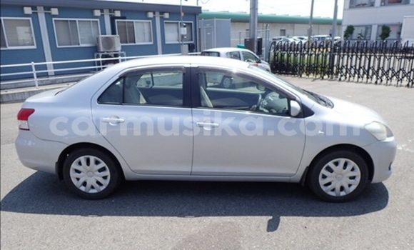Acheter Occasion Voiture Toyota Belta Gris à Beitbridge, Matabeleland South Acheter Occasion Voiture Toyota Belta Gris à Beitbridge, Matabeleland South