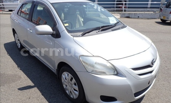 Acheter Occasion Voiture Toyota Belta Gris à Beitbridge, Matabeleland South Acheter Occasion Voiture Toyota Belta Gris à Beitbridge, Matabeleland South