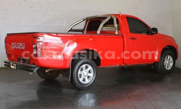 Buy Used Isuzu KB Red Car in Beitbridge in Matabeleland South Buy Used Isuzu KB Red Car in Beitbridge in Matabeleland South