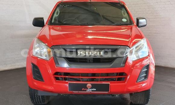 Buy Used Isuzu KB Red Car in Beitbridge in Matabeleland South Buy Used Isuzu KB Red Car in Beitbridge in Matabeleland South