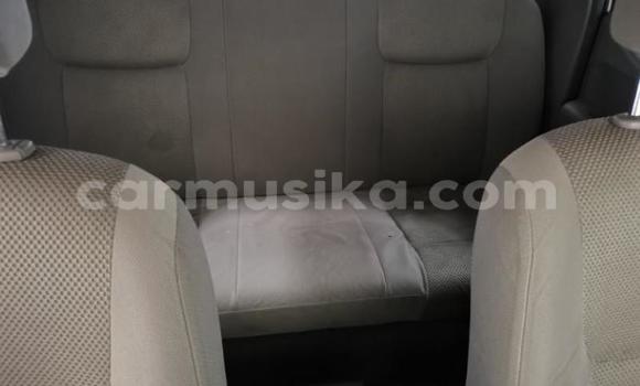 Acheter Occasion Voiture Nissan Navara Blanc à Beitbridge, Matabeleland South Acheter Occasion Voiture Nissan Navara Blanc à Beitbridge, Matabeleland South