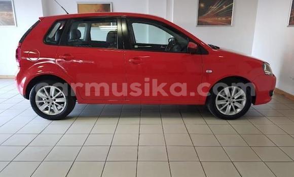 Acheter Occasion Voiture Volkswagen Polo Rouge à Beitbridge, Matabeleland South Acheter Occasion Voiture Volkswagen Polo Rouge à Beitbridge, Matabeleland South