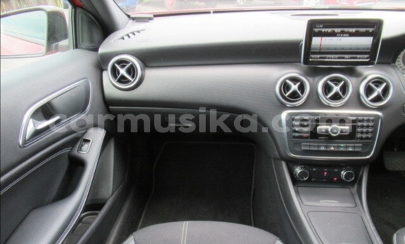 Acheter Occasion Voiture Mercedes‒Benz A–Class Rouge à Beitbridge, Matabeleland South Acheter Occasion Voiture Mercedes‒Benz A–Class Rouge à Beitbridge, Matabeleland South