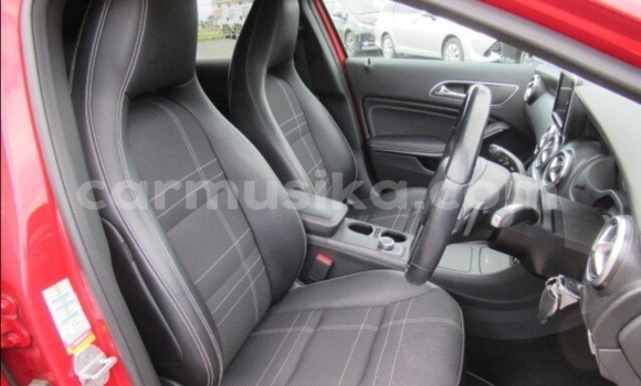 Acheter Occasion Voiture Mercedes‒Benz A–Class Rouge à Beitbridge, Matabeleland South Acheter Occasion Voiture Mercedes‒Benz A–Class Rouge à Beitbridge, Matabeleland South