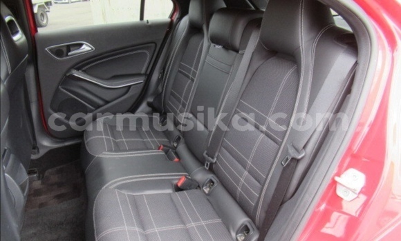 Acheter Occasion Voiture Mercedes‒Benz A–Class Rouge à Beitbridge, Matabeleland South Acheter Occasion Voiture Mercedes‒Benz A–Class Rouge à Beitbridge, Matabeleland South