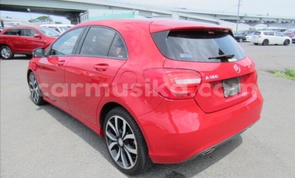 Acheter Occasion Voiture Mercedes‒Benz A–Class Rouge à Beitbridge, Matabeleland South Acheter Occasion Voiture Mercedes‒Benz A–Class Rouge à Beitbridge, Matabeleland South