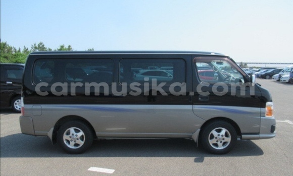Acheter Occasion Voiture Nissan Caravan Noir à Beitbridge, Matabeleland South Acheter Occasion Voiture Nissan Caravan Noir à Beitbridge, Matabeleland South