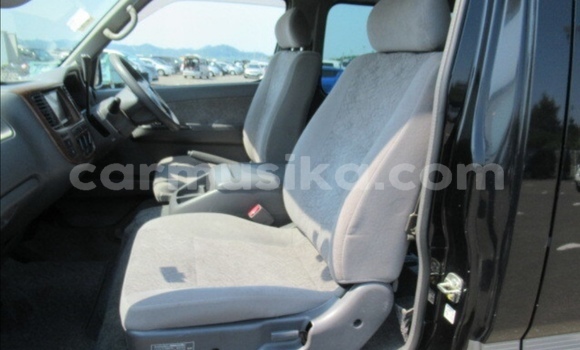 Acheter Occasion Voiture Nissan Caravan Noir à Beitbridge, Matabeleland South Acheter Occasion Voiture Nissan Caravan Noir à Beitbridge, Matabeleland South