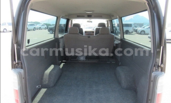 Acheter Occasion Voiture Nissan Caravan Noir à Beitbridge, Matabeleland South Acheter Occasion Voiture Nissan Caravan Noir à Beitbridge, Matabeleland South