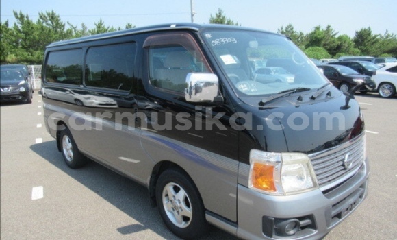 Acheter Occasion Voiture Nissan Caravan Noir à Beitbridge, Matabeleland South Acheter Occasion Voiture Nissan Caravan Noir à Beitbridge, Matabeleland South