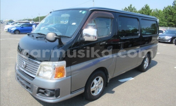 Acheter Occasion Voiture Nissan Caravan Noir à Beitbridge, Matabeleland South Acheter Occasion Voiture Nissan Caravan Noir à Beitbridge, Matabeleland South