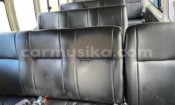 Tenga Tsaru Toyota Hiace Chena Mota in Beitbridge in Matabeleland South Tenga Tsaru Toyota Hiace Chena Mota in Beitbridge in Matabeleland South