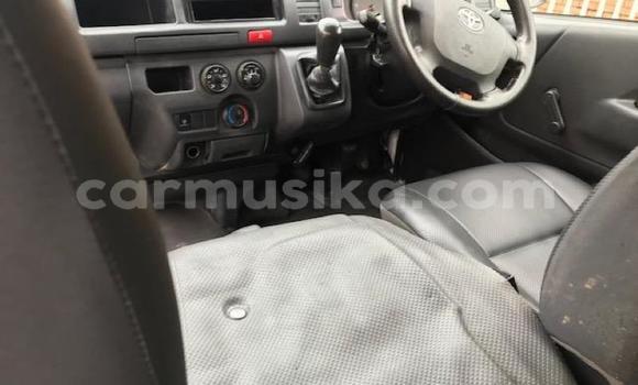 Tenga Tsaru Toyota Hiace Chena Mota in Beitbridge in Matabeleland South Tenga Tsaru Toyota Hiace Chena Mota in Beitbridge in Matabeleland South