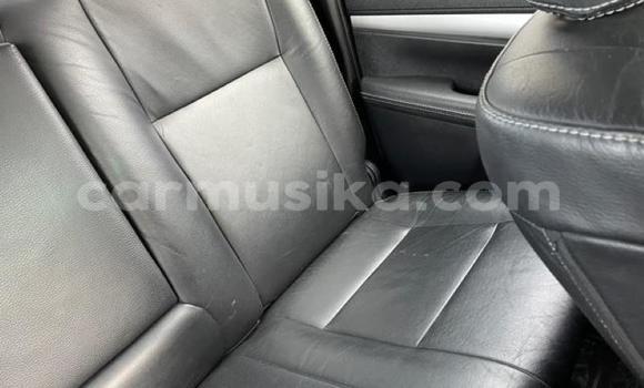 Acheter Occasion Voiture Toyota Hilux Blanc à Beitbridge, Matabeleland South Acheter Occasion Voiture Toyota Hilux Blanc à Beitbridge, Matabeleland South