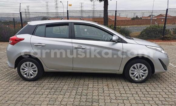 Nunua Ilio tumika Toyota Yaris Fedha Gari ndani ya Beitbridge nchini Matabeleland Kusini