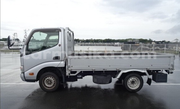 Acheter Occasion Utilitaire Toyota Dyna Gris à Beitbridge, Matabeleland South Acheter Occasion Utilitaire Toyota Dyna Gris à Beitbridge, Matabeleland South