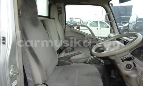 Acheter Occasion Utilitaire Toyota Dyna Gris à Beitbridge, Matabeleland South Acheter Occasion Utilitaire Toyota Dyna Gris à Beitbridge, Matabeleland South