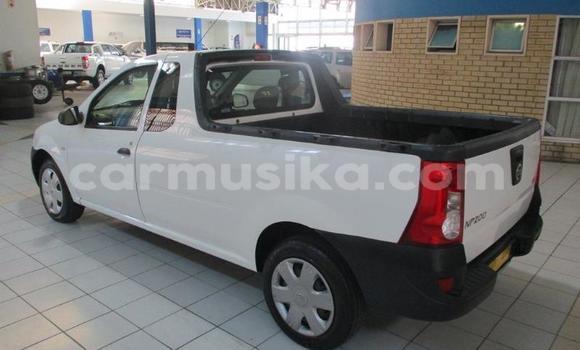 Acheter Occasion Voiture Nissan NV200 Blanc à Beitbridge, Matabeleland South Acheter Occasion Voiture Nissan NV200 Blanc à Beitbridge, Matabeleland South