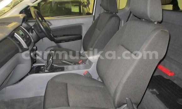 Acheter Occasion Voiture Ford Ranger Blanc à Beitbridge, Matabeleland South Acheter Occasion Voiture Ford Ranger Blanc à Beitbridge, Matabeleland South