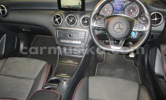 Tenga Tsaru Mercedes-Benz A200 Nhema Mota in Beitbridge in Matabeleland South Tenga Tsaru Mercedes-Benz A200 Nhema Mota in Beitbridge in Matabeleland South