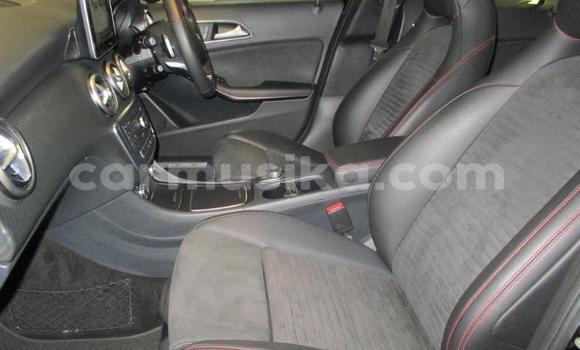 Tenga Tsaru Mercedes-Benz A200 Nhema Mota in Beitbridge in Matabeleland South Tenga Tsaru Mercedes-Benz A200 Nhema Mota in Beitbridge in Matabeleland South