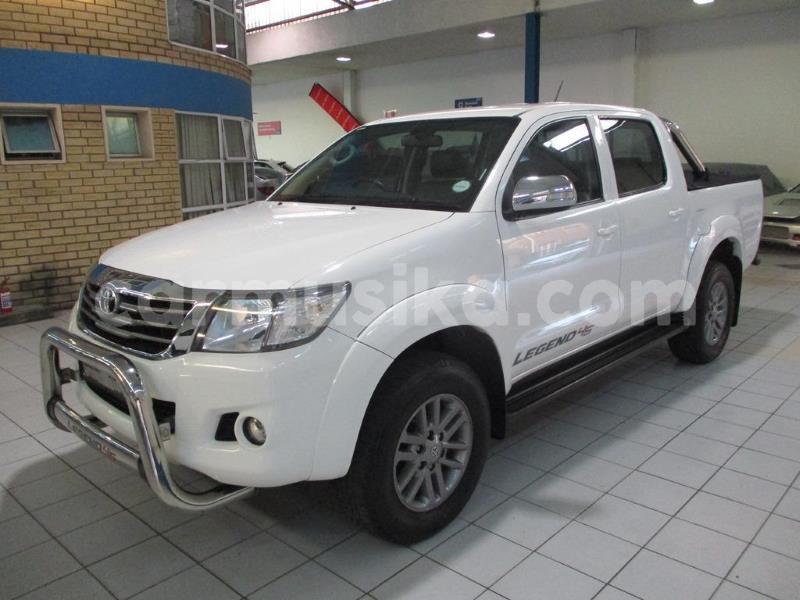 Big with watermark toyota hilux matabeleland south beitbridge 22975