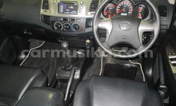 Acheter Occasion Voiture Toyota Hilux Blanc à Beitbridge, Matabeleland South Acheter Occasion Voiture Toyota Hilux Blanc à Beitbridge, Matabeleland South