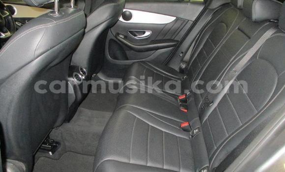 Acheter Occasion Voiture Mercedes-Benz C180 coupe Marron à Beitbridge, Matabeleland South Acheter Occasion Voiture Mercedes-Benz C180 coupe Marron à Beitbridge, Matabeleland South