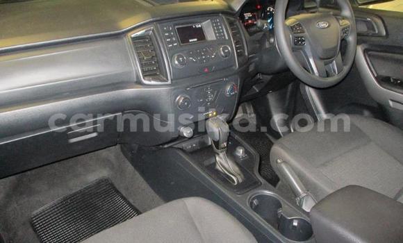 Acheter Occasion Voiture Ford Ranger Blanc à Beitbridge, Matabeleland South Acheter Occasion Voiture Ford Ranger Blanc à Beitbridge, Matabeleland South