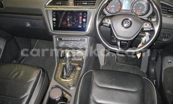 Acheter Occasion Voiture Volkswagen Tiguan Blanc à Beitbridge, Matabeleland South Acheter Occasion Voiture Volkswagen Tiguan Blanc à Beitbridge, Matabeleland South
