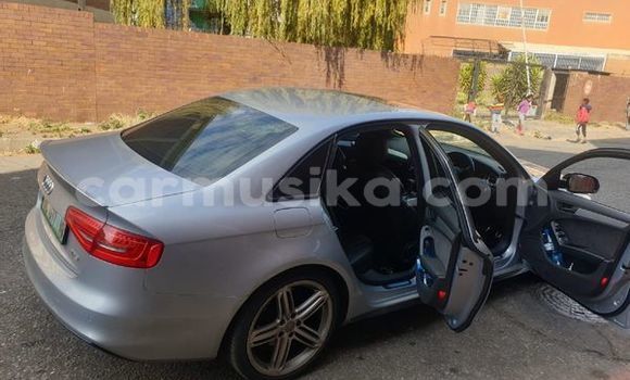 Buy Used Audi A4 Silver Car in Beitbridge in Matabeleland South Buy Used Audi A4 Silver Car in Beitbridge in Matabeleland South